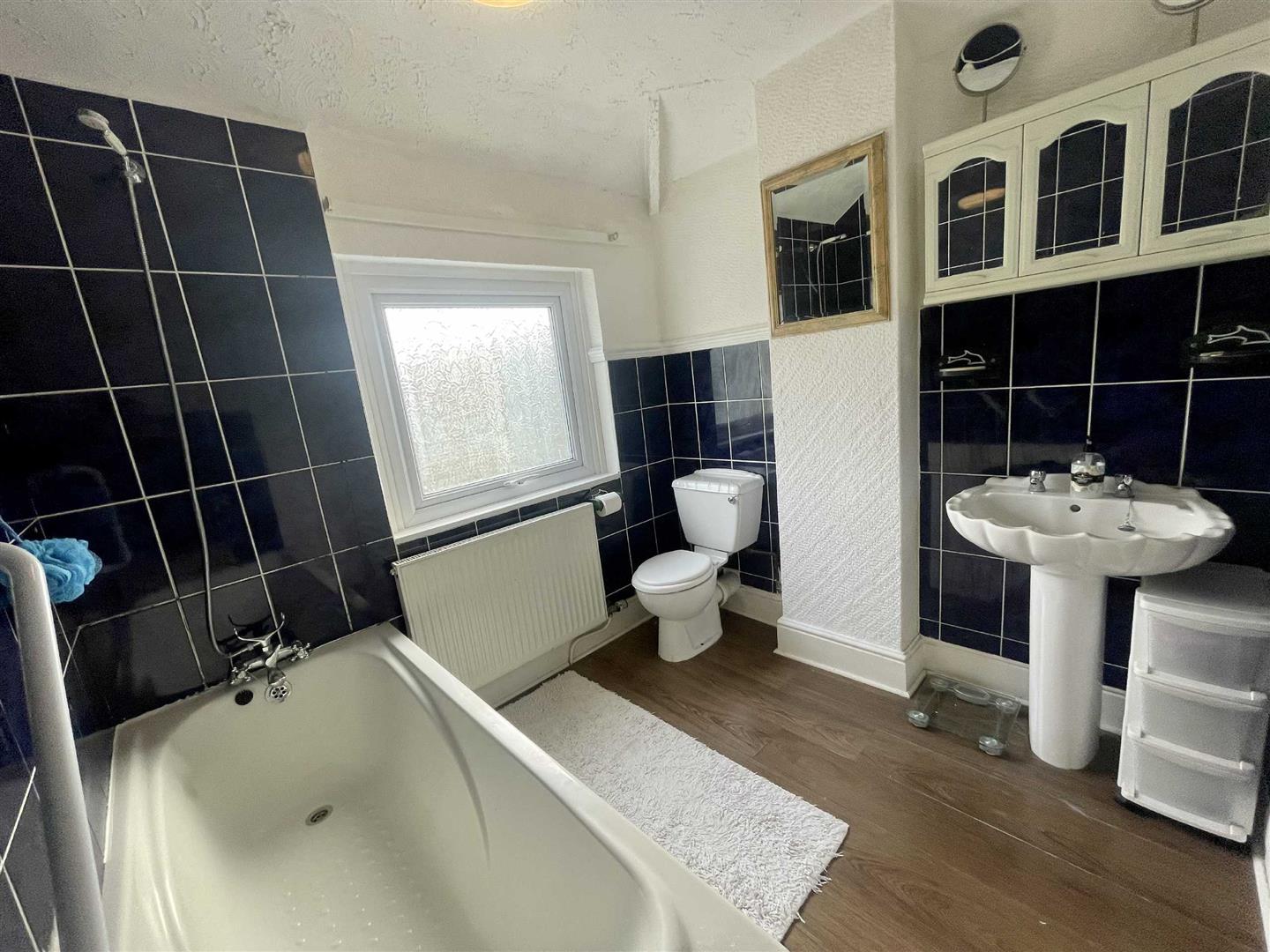 Colcot Road, Barry Knights Estate Agents